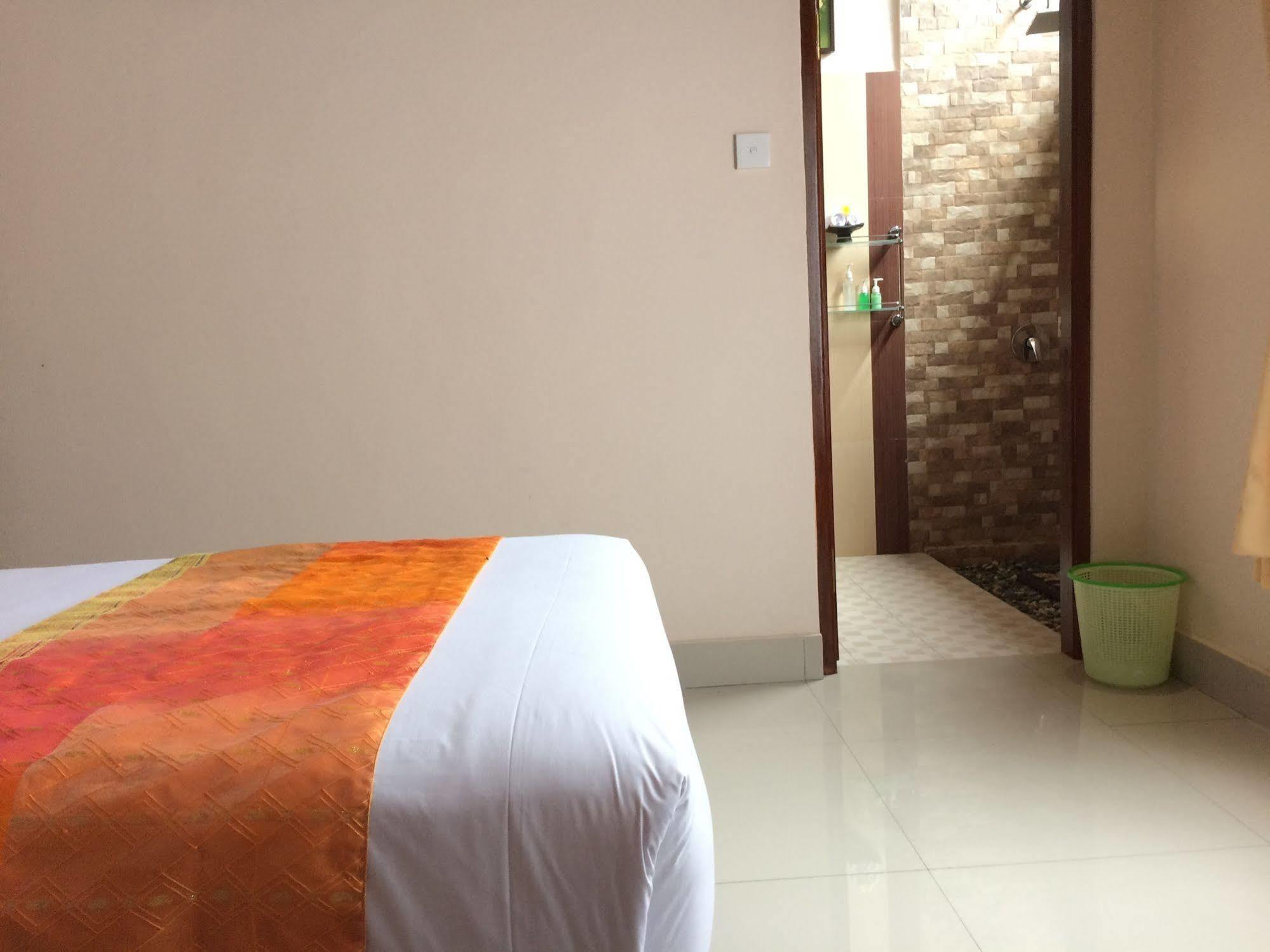 Uma Dewi Pensión Ubud Exterior foto